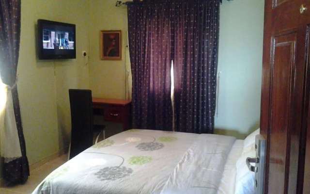 The Oragon Hotel