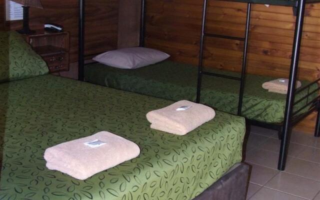 Territory Manor Motel & Caravan Park
