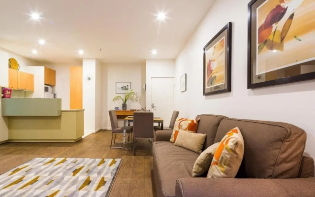 StayCentral Melbourne Serviced Apartments - Catani 1 & 2