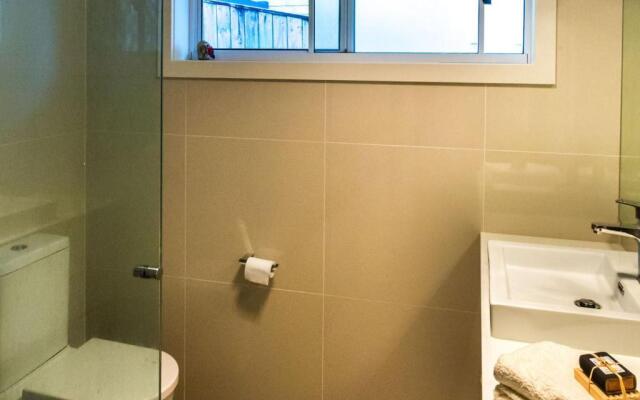 WHALE WATCH FOR FOUR Gerringong 4pm check out Sundays