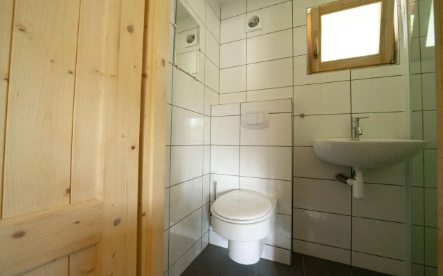 Chalet Near Utrecht With Combimicrowave