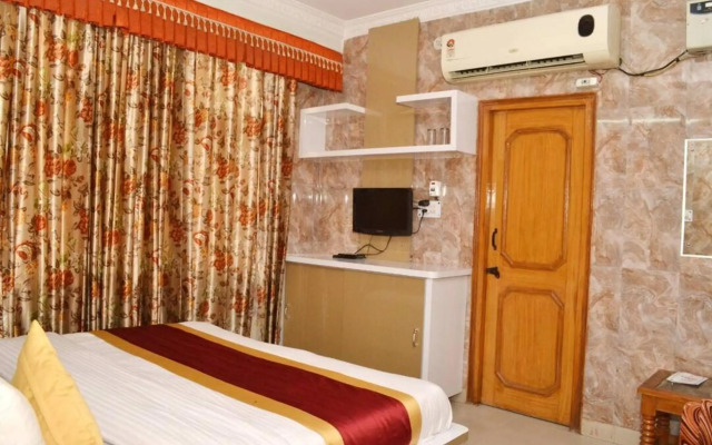 Hotel Grant Deluxe