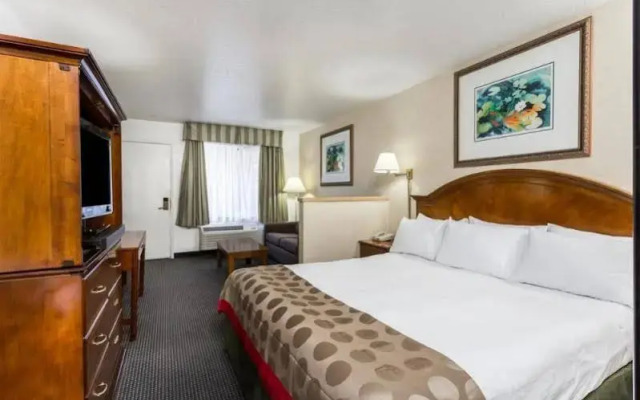 Ramada Vallejo/napa Valley Area