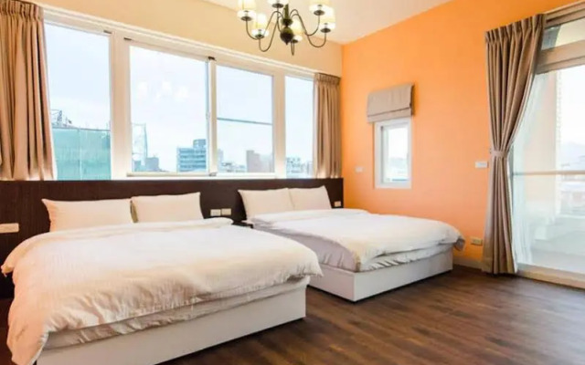 La Dahai Bed and Breakfast