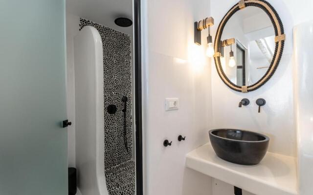Fanis Hotel
