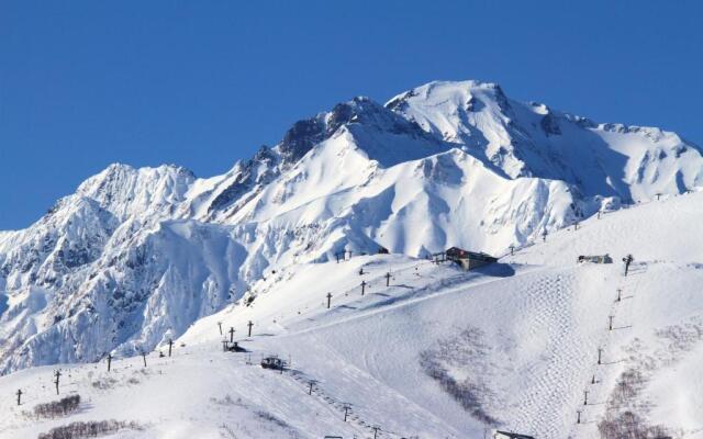 Hakuba Mountain Chalet