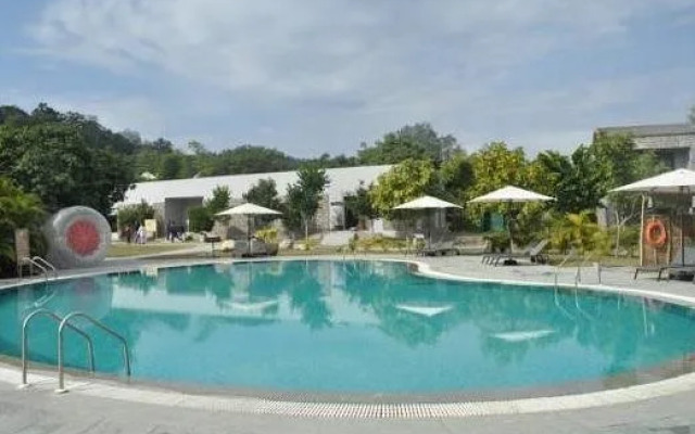Aranya Safari Resort
