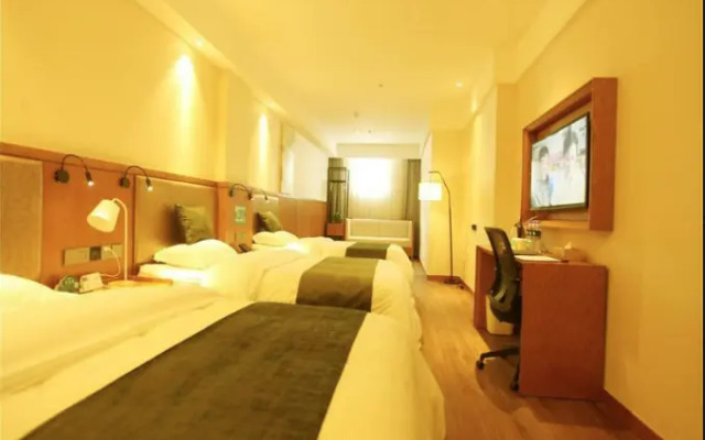GreenTree Inn Fuyang Yinzhou District Nanjing Road Teachers College