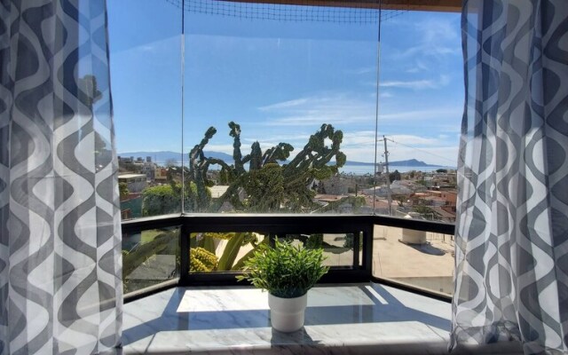 Casa Playitas - Vista Al Mar With Ozon, Locacion Centrica