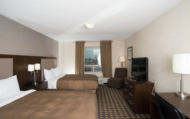 Carlyle Western Star Inn & Suites