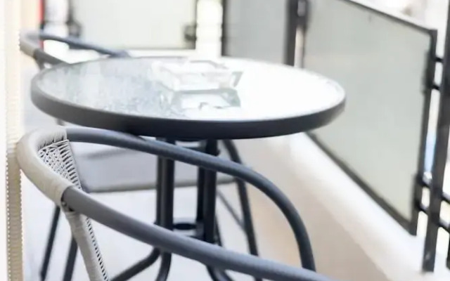 Spacious 3-bedroom Dual Apartment in City Centre