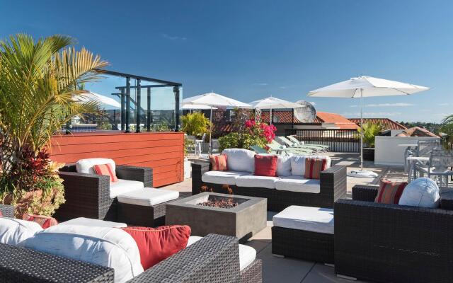 Club Level Suites At Inn On The Fifth