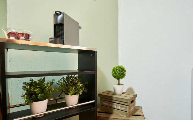 Riverside (with 3 Bedrooms) by JC