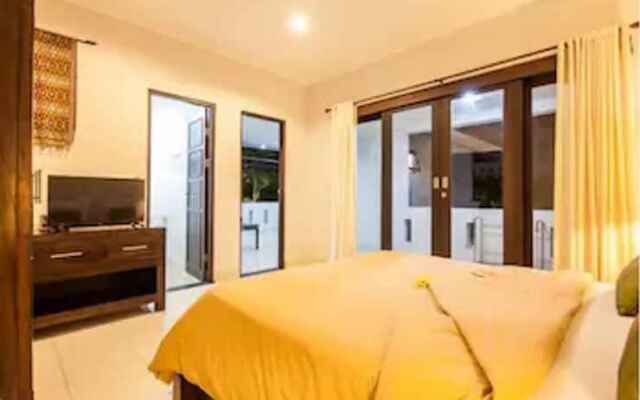 SMV -3BRPOL- JMPIRNG · 3BR Private Pool Walk to Beach and Shops Legian