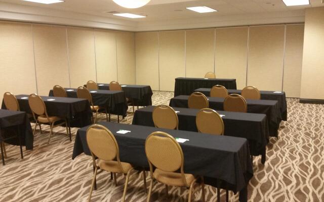 Holiday Inn Presidential Little Rock Downtown by IHG