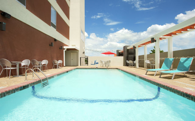 Home2 Suites by Hilton San Antonio Airport