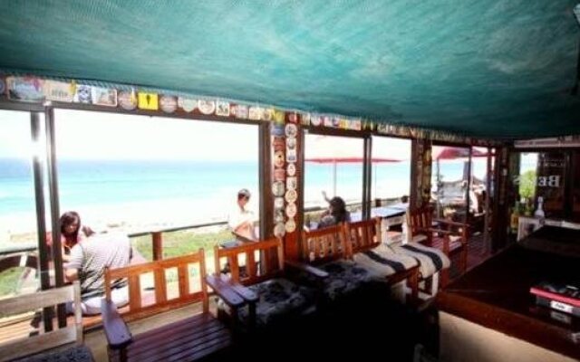 Oyster Bay Beach Lodge
