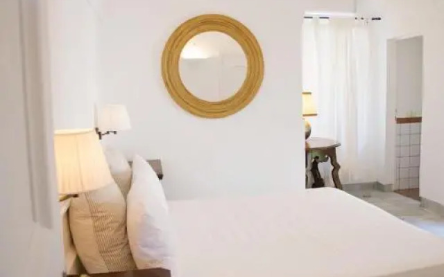 Marunnella Suites