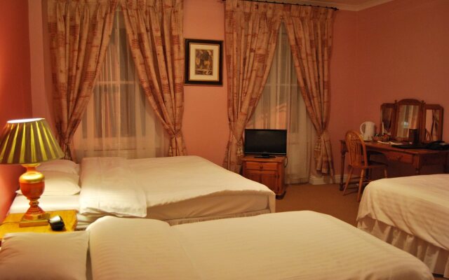 The Stroud Hotel