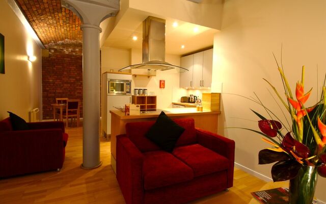 Native Manchester Hotel