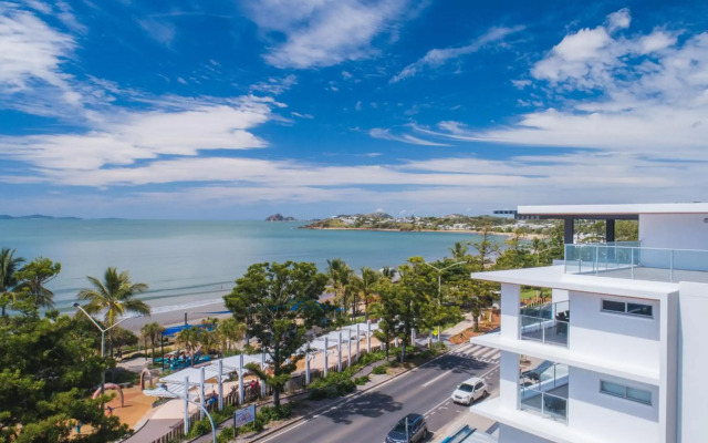 Echelon Apartments