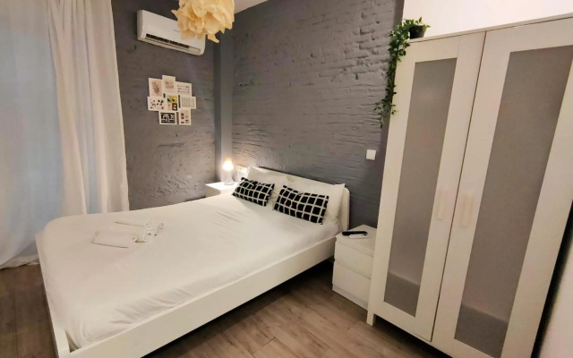 Pequeño Alojamiento con Mini Piscina - NO climatizada