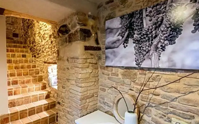 Borgo Baccile by Vini Fantini