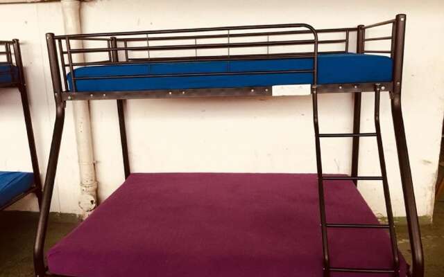 Boot Camp Central - Hostel