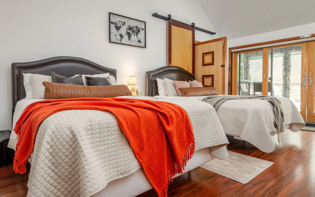 New Park Event Venue & Suites