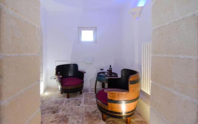 White Stone House 61