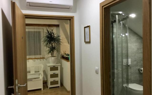 Rooms Garden