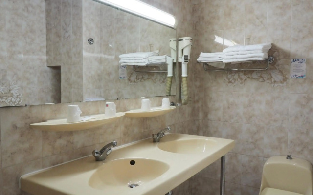 Hotel Busby