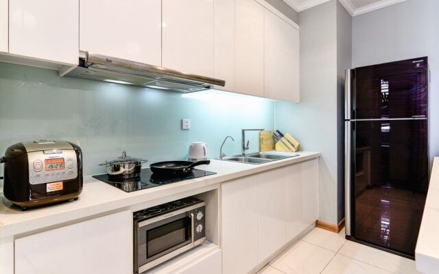 Luxury Apartment in Vinhomes Golden River