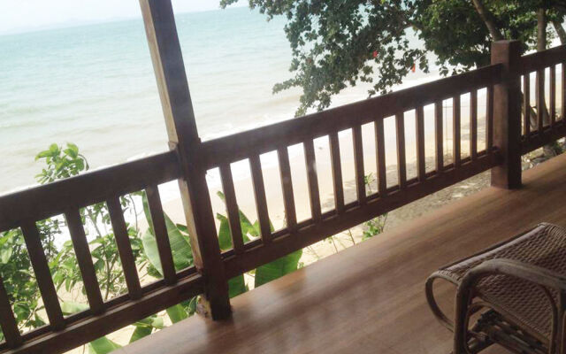 Koh Jum Resort