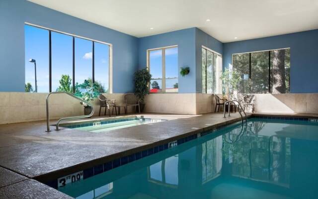 Days Inn & Suites East Flagstaff