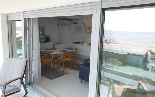 Wave 2 Promenada Apartments