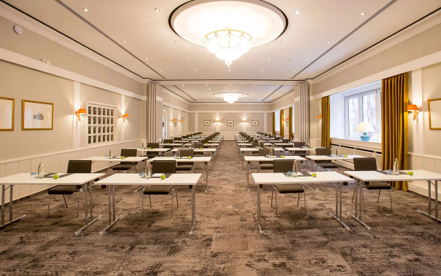 Hotel Essener Hof, Sure Hotel Collection by Best Western