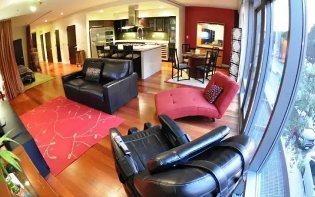Executive Luma Loft
