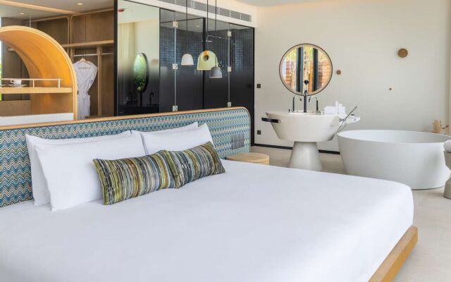 So/ Maldives Resort