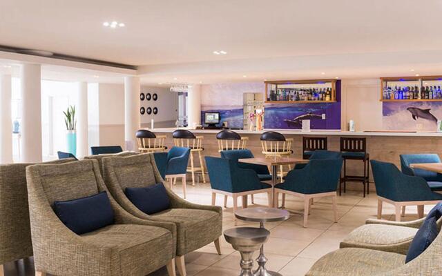 Blue Marlin All-Inclusive Seascape by Dream Resorts