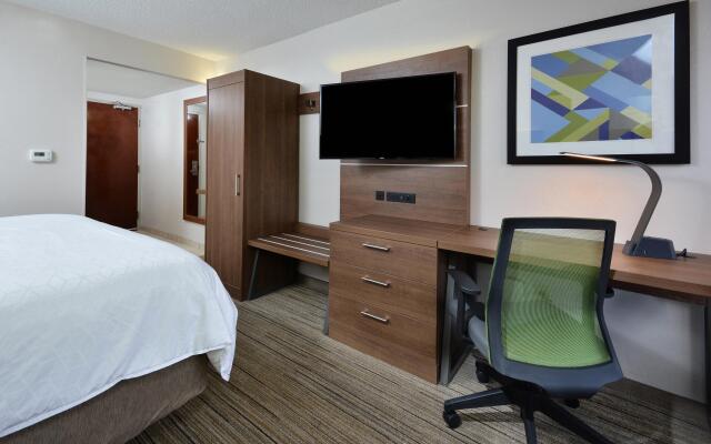 Holiday Inn Express Raleigh Durham Airport by IHG