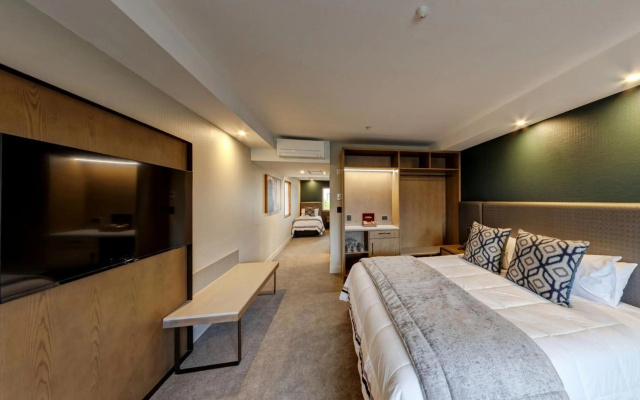 Distinction Luxmore Hotel