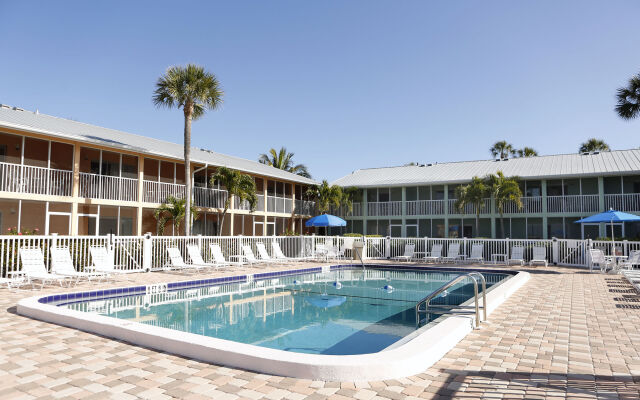 Silver Sands Gulf Beach Resort by RVA