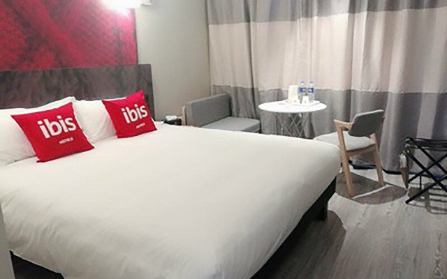 Ibis Xuzhou East Huaihai Road Hotel