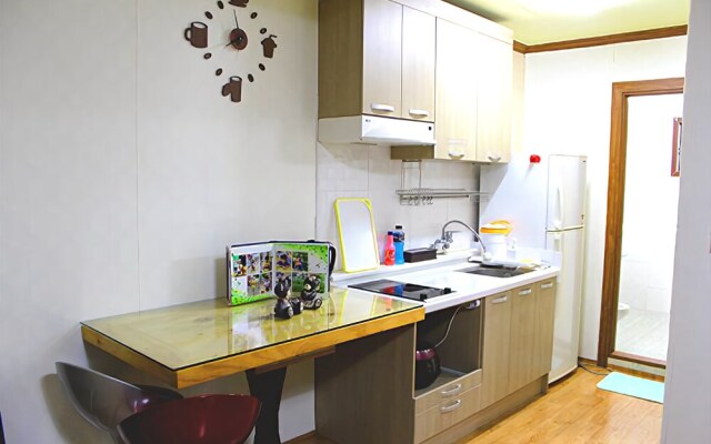 Hoengseong Lovehouse Pension