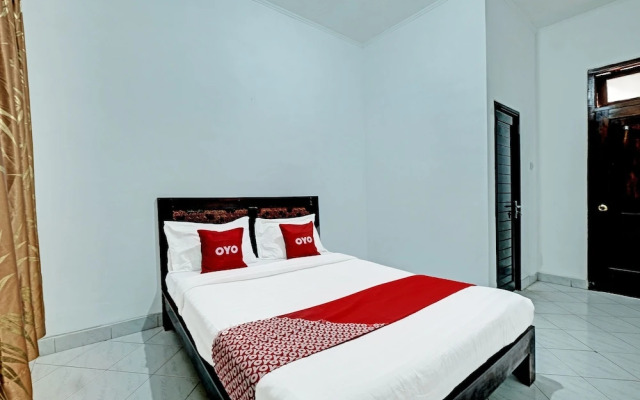 OYO 90283 Hotel Rajadani Ackni