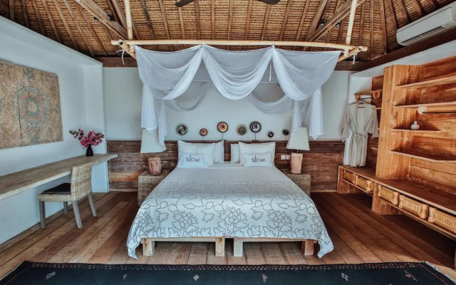 Slow Private Pool Villas