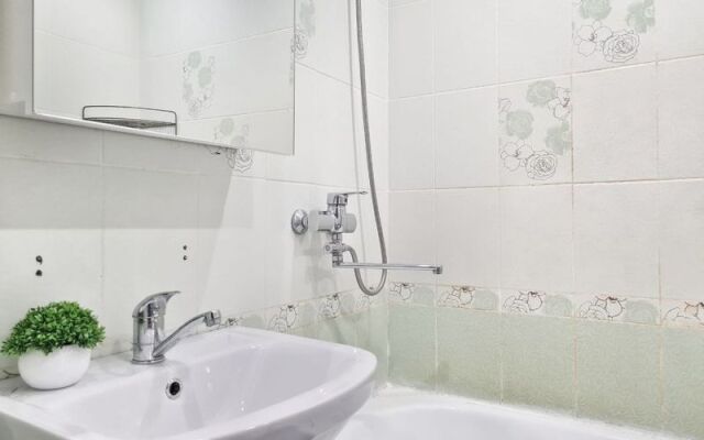 Razmestim on str. Salyutnaya, bld. 21