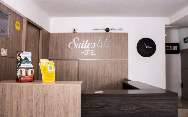 Suites 44 Hotel