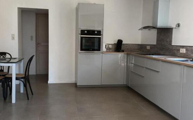 Maison Avec 2 Logements Independants